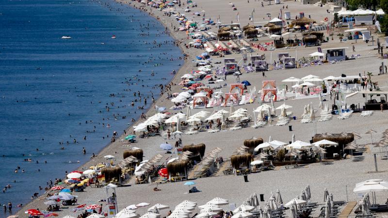 Antalya, bayram tatilinde nüfusunun iki katı turisti ağırlayacak