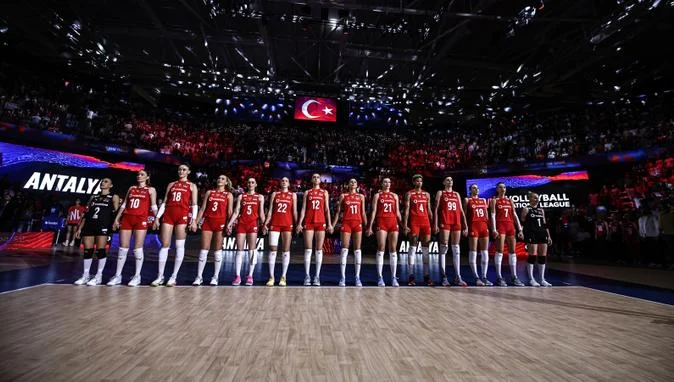 Türkiye’nin de mücadele edeceği FIVB Kadınlar Milletler Ligi (VNL) Finalleri, yarın Tayland’da başlayacak.