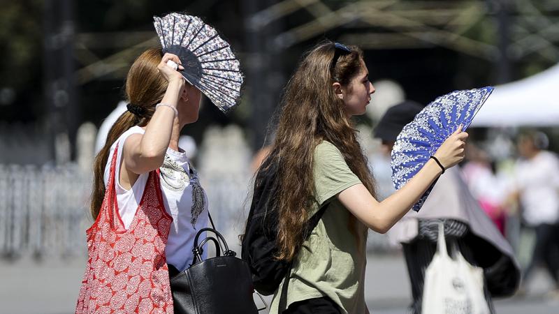 İstanbul’da sıcak hava etkili olmaya devam edecek