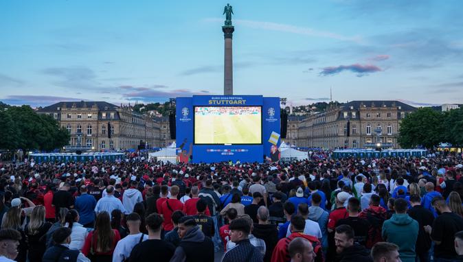 Almanya sokaklarında büyük coşku