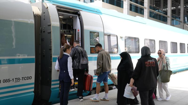 İstanbul-Sivas YHT Hattı’nı 1 ayda 55 bin yolcu kullandı: Doluluk oranı yüzde 90