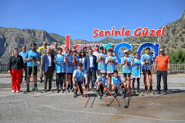 Hakkari’de ‘5. Fotosafari ve Doğa Sporları Festivali’ başladı