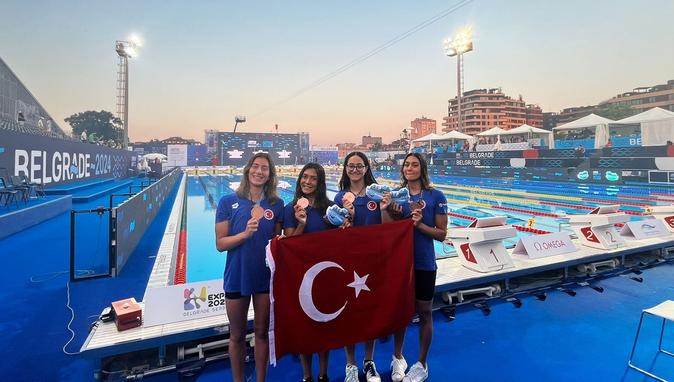 Milli yüzücüler Avrupa üçüncüsü