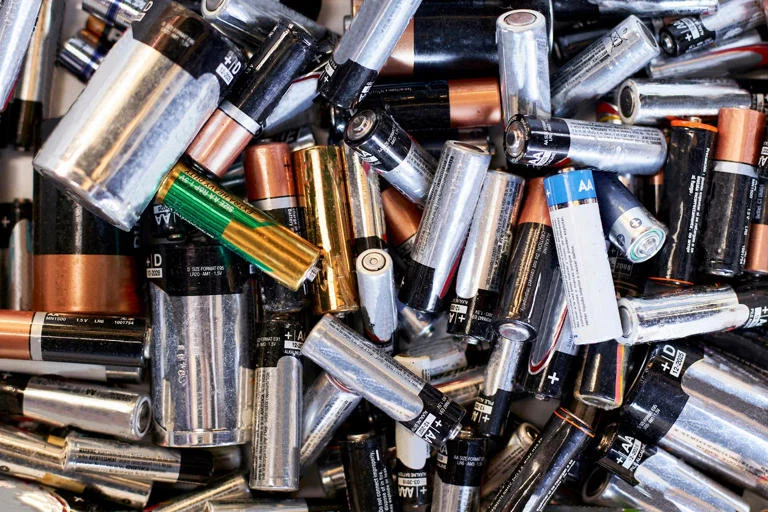 ‘Dünyayı değiştiren’ güneş enerjisi teknolojisi nasıl pillerin ölümü anlamına gelebilir?