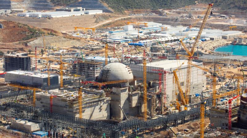 Akkuyu NGS’nin 2. ünitesinde gezer vinçlerin montajı tamamlandı
