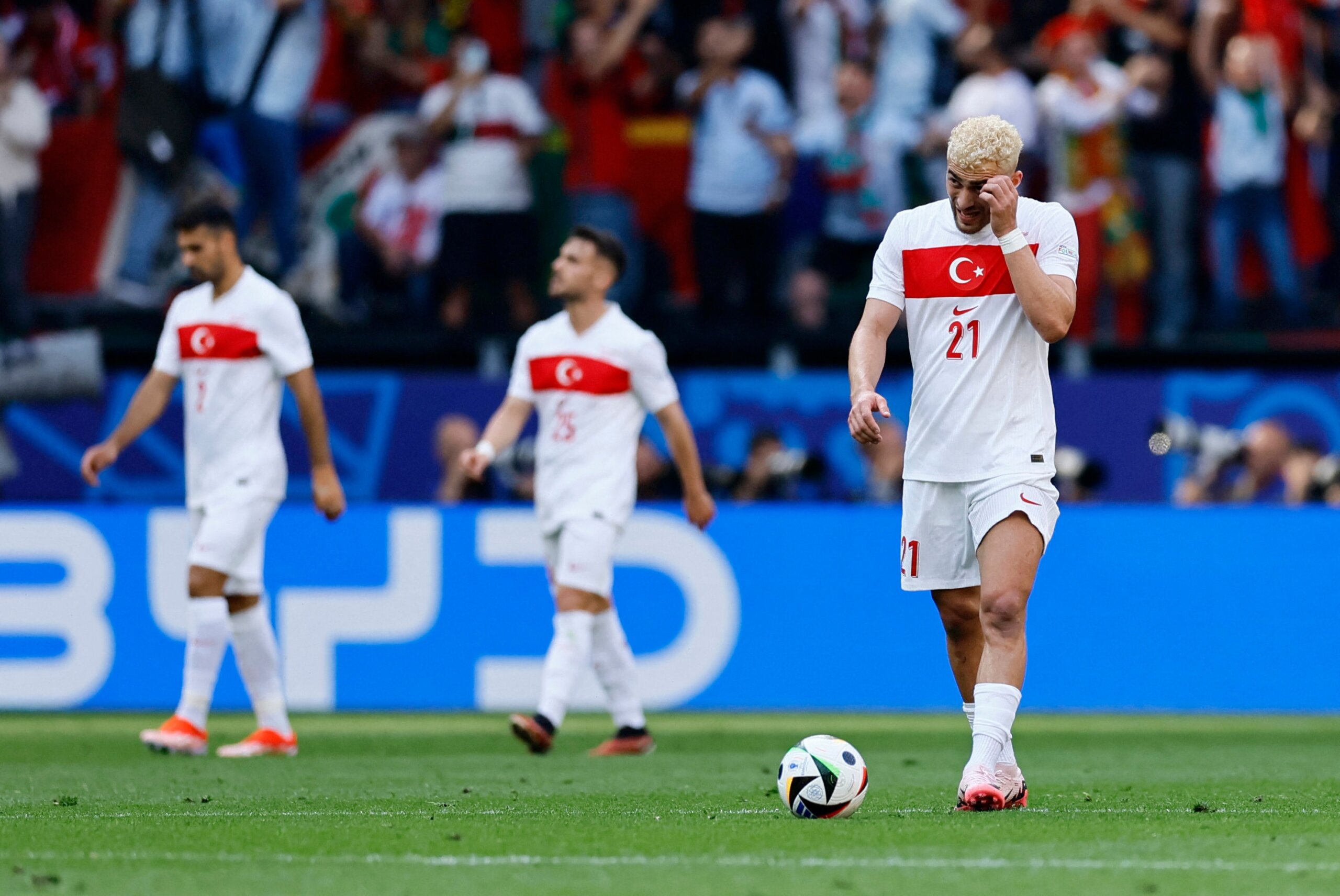 Portekiz’e farklı yenilen Türkiye’nin EURO 2024 hayalleri son maça kaldı
