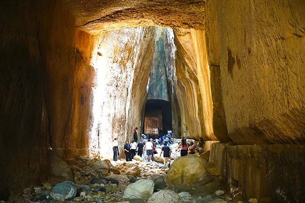 Depremlerde hasar almayan Titus Tüneli, Hatay’ın turizmine katkı sağlıyor