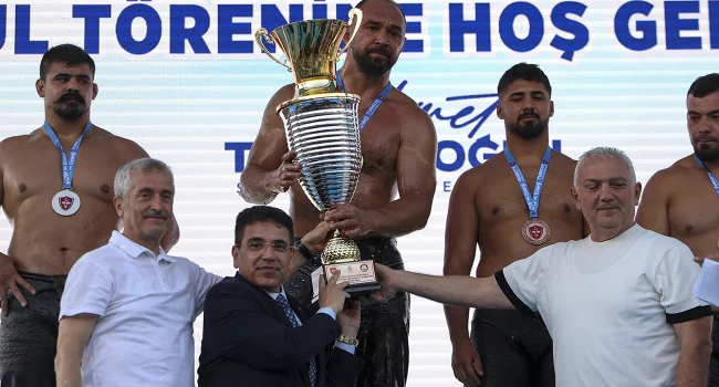 Şahinbey etabını Ali Gürbüz kazandı