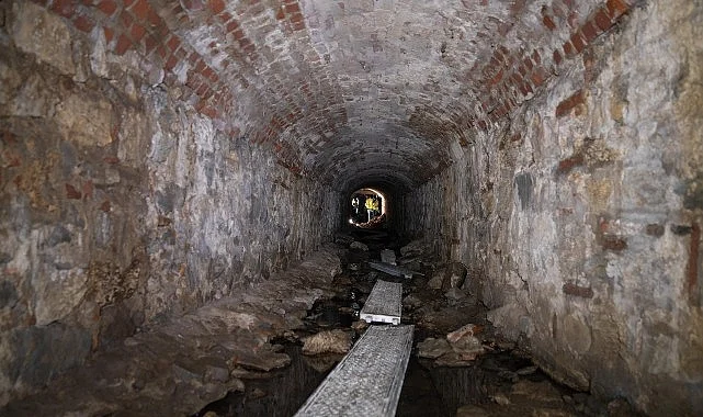 Rumeli Hisarı’nda devam eden restorasyon çalışmaları sırasında heyecan verici bir keşfe imza atıldı