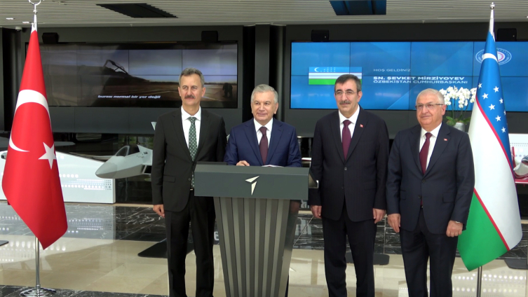 Özbekistan Cumhurbaşkanı Mirziyoyev TUSAŞ’a ziyaret