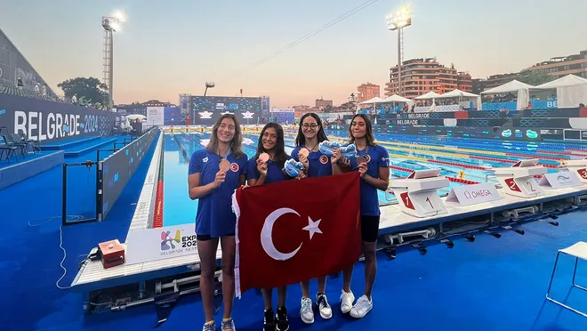 Genç yüzme milli takımı, Avrupa üçüncüsü oldu