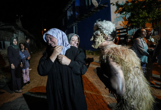 Cadılar Bayramı değil, Bursa’da Osmanlının Deliler Geleneği!