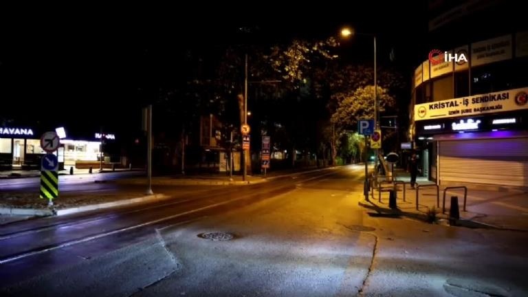 Manisa’da gece saatlerinde korkutan deprem! Sarsıntı çevre illerde de hissedildi
