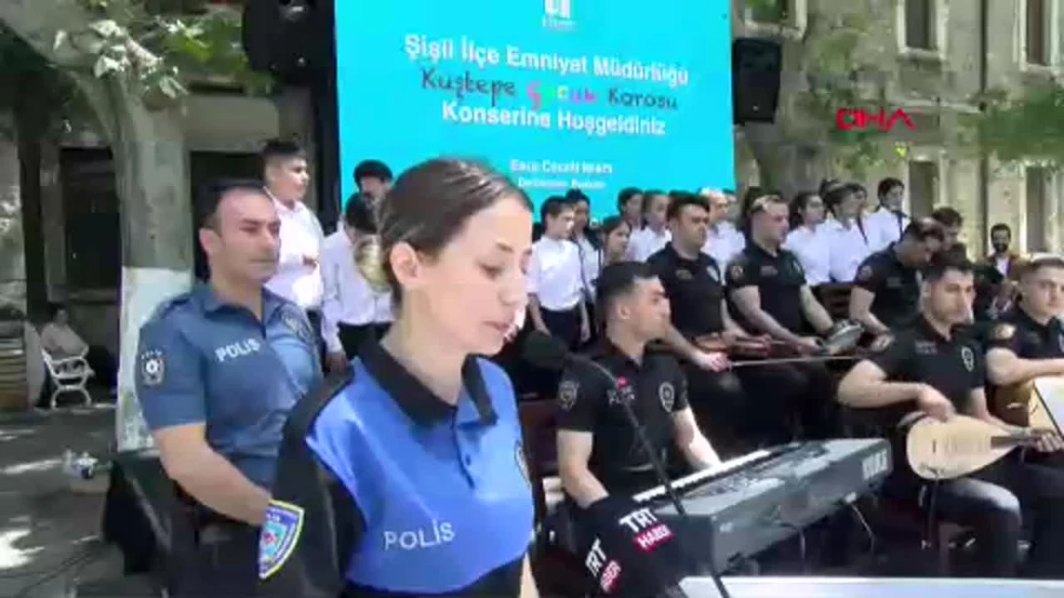 İstanbul Emniyet Müdürlüğü tarafından oluşturulan Kuştepe Çocuk Korosu, Darülaceze’de konser verdi