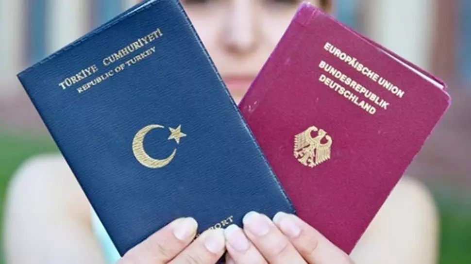 Çifte vatandaşlık yasası tekrar yürürlüğe giriyor