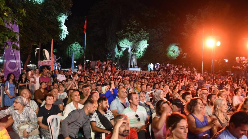 Ordu’da “TRT Sanatçıları Şehir Konserleri” düzenlendi