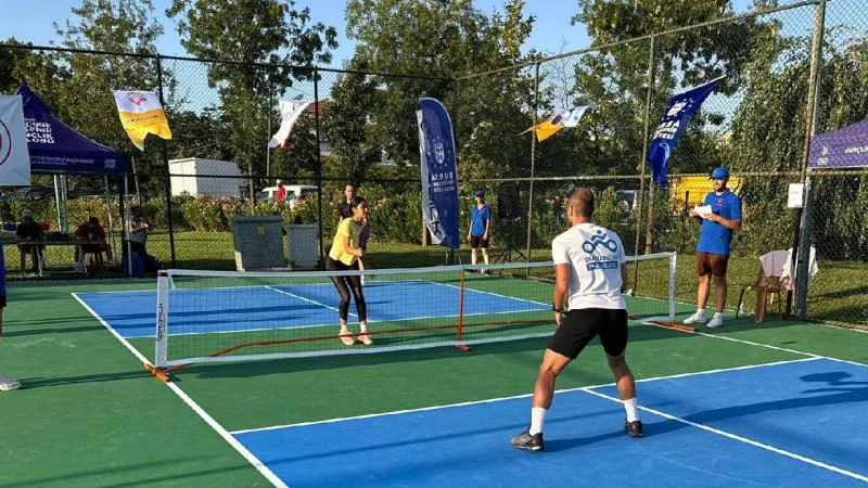 Bursa’da pickleball turnuvası ile antrenör ve hakem kursları düzenlendi