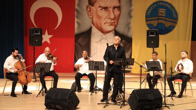 Edirne’de Balkanlar’dan gelen öğrencilere özel konser