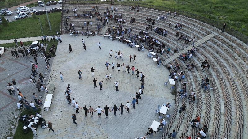 Bayburt’ta asırlık düğün gelenekleri yaşatılıyor