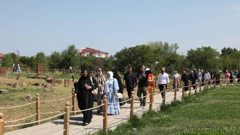Bitlis’te “İlimizi Tanıyalım Anneler” projesi