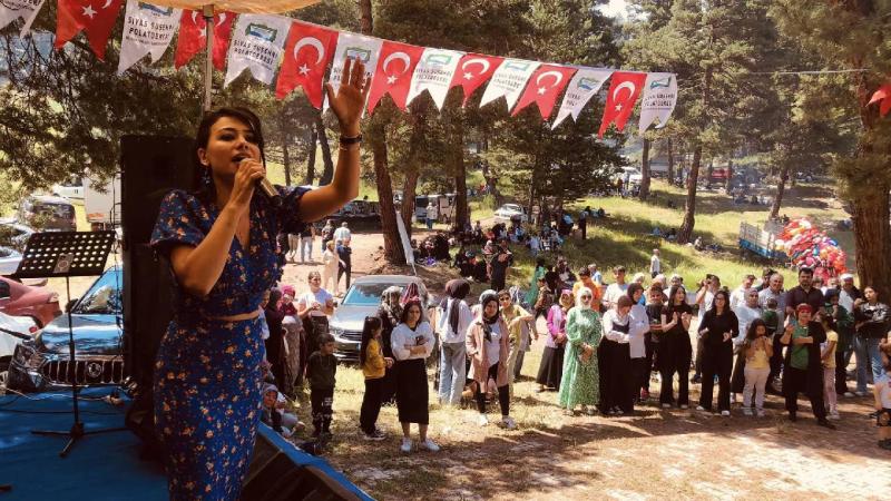 Sivas’ın Suşehri ilçesinde Karataş Yayla Şenliği düzenlendi