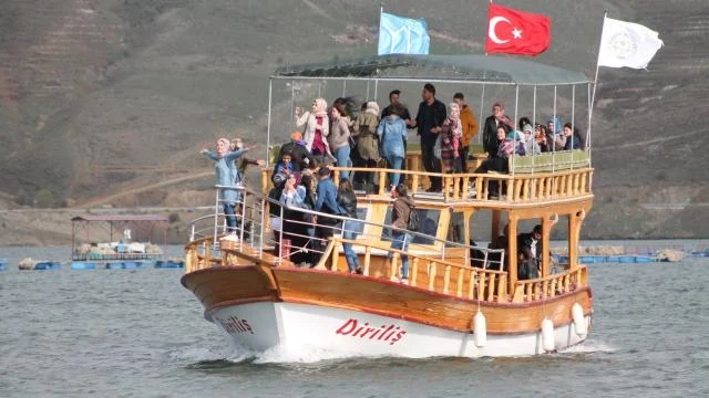 1700 rakımda keşfedilmeyi bekleyen doğa harikası göl