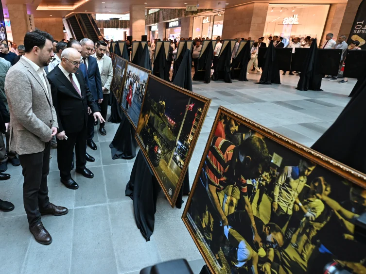 Adana’da “15 Temmuz Fotoğraf Sergisi” açıldı