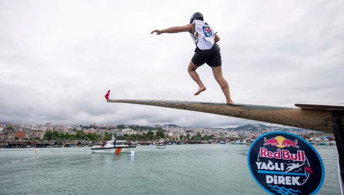 Red Bull Yağlı Direk için geri sayım