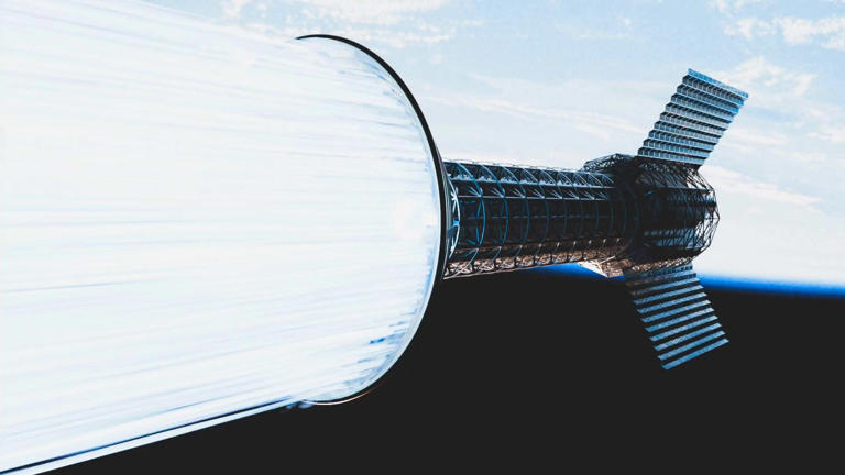 NASA, insanları 2 ayda Mars’a götürüp geri getirebilecek ve saatte 100.000 mil hızla seyahat edebilecek bir rokete yatırım yapıyor