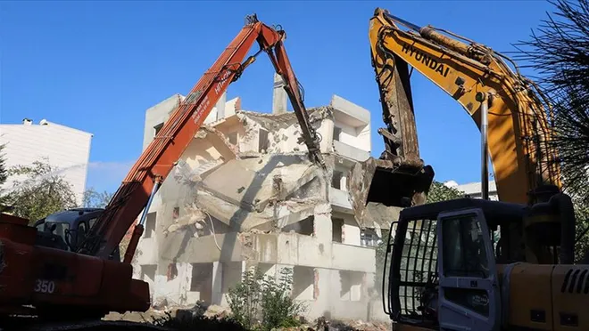 Samsun’daki 741 binada yıkım çalışması başlatıldı
