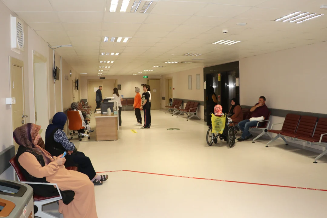 Havza’daki Fizik Tedavi ve Rehabilitasyon Merkezi Günde 250 Hastaya Şifa Dağıtıyor