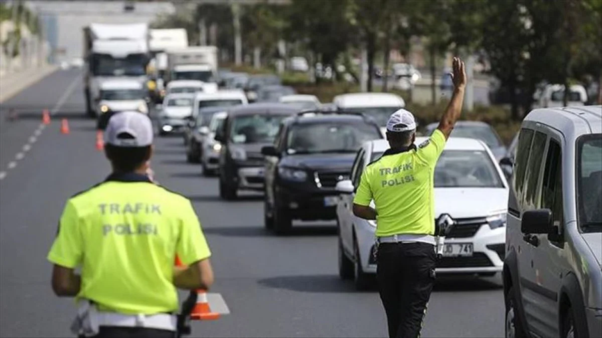 Trafikte denetimler sıkılaştırıldı…