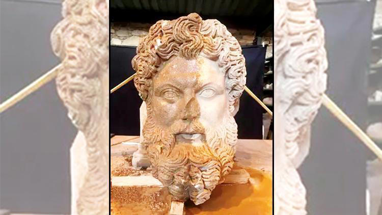 Aphrodisias’taki benzersiz keşif: Kolosal Zeus Başı’ nefes kesti!