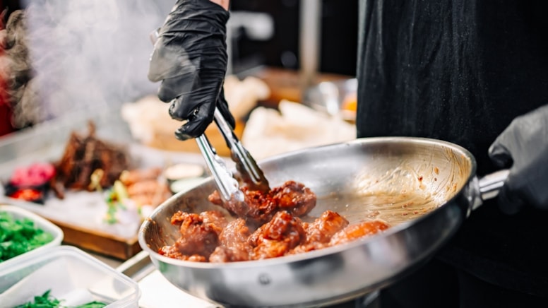 Yaz aylarında gıda zehirlenmesi yaşamamak için bu önlemlere dikkat