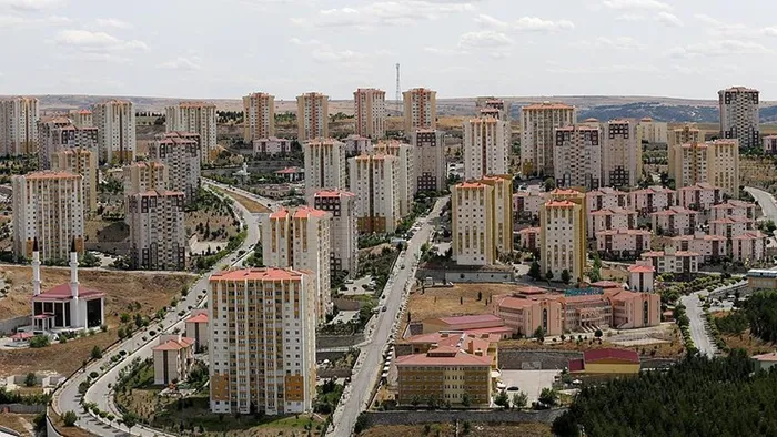Ev sahipleri konutlarını mevduat faizi için satıyor; kiralık ev bulmak zorlaşıyor