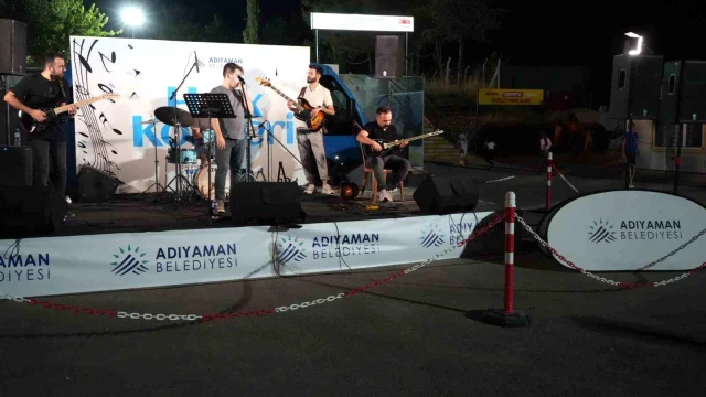 Adıyaman Belediyesi Depremzedelere Konser Etkinliği Düzenledi
