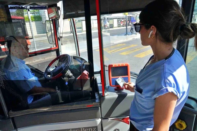 İzmir’de toplu ulaşımda 90 dakika süresince ücretsiz aktarma sistemi başladı