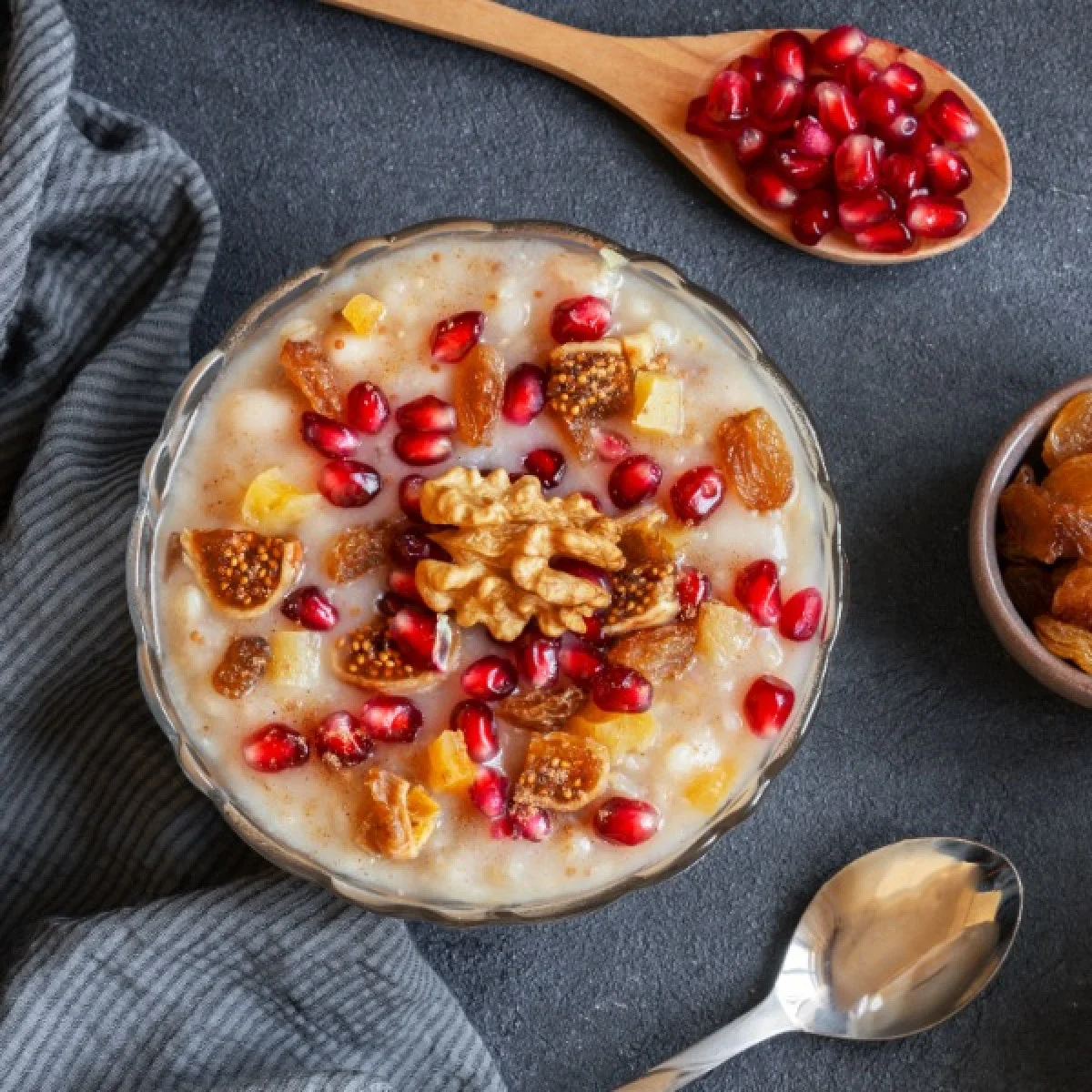 Bolluk ve bereketin simgesi Aşure gününün tarihi belli oldu