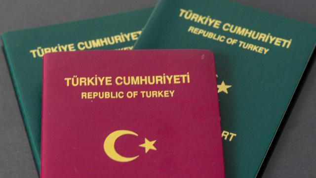 Yurt dışına çıkacaklar yeni harç tutarını 12 Ağustos’tan önce yatırabilecek