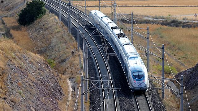 Hızlı trenle Ankara-Kayseri arası 1 saat 45 dakikaya düşecek