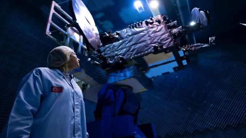 Türksat 6A’nın elektrikli itki motoru başarıyla ateşlendi