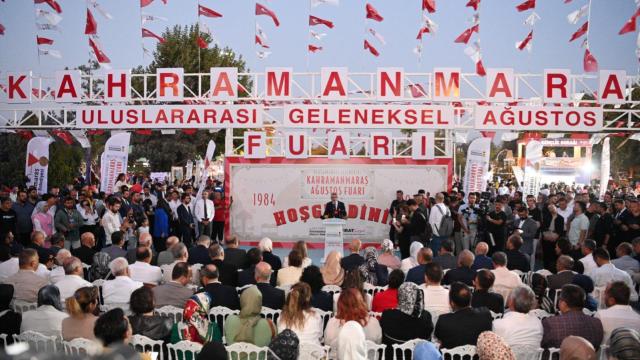 “Kahramanmaraş Geleneksel Ağustos Fuarı”nı 3 günde 150 bin kişi ziyaret etti