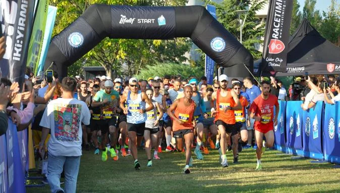 5. Uluslararası Eskişehir Yarı Maratonu tamamlandı