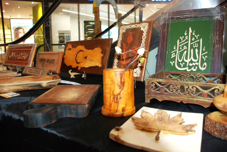 Eskişehir’de “Ahşap El Sanatları Sergisi” açıldı