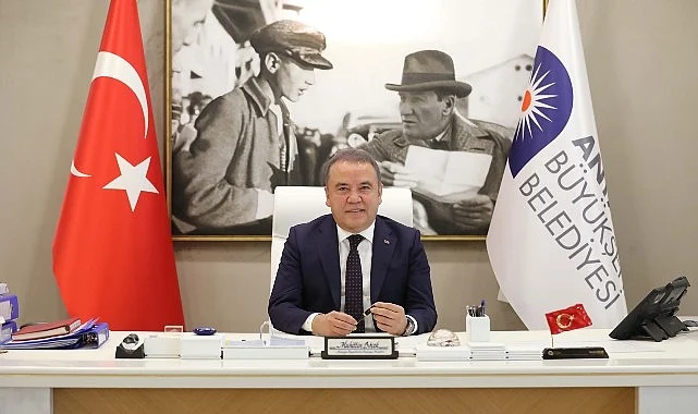 Başkan Böcek: ‘Altın Portakal Film Festivali’nin en iyisini yapmak bizim görevimizdir’