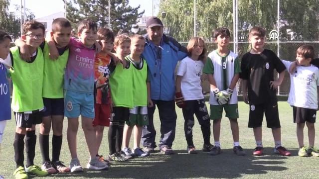 Yarım asra yakın süredir genç yetenekleri futbola kazandırıyor