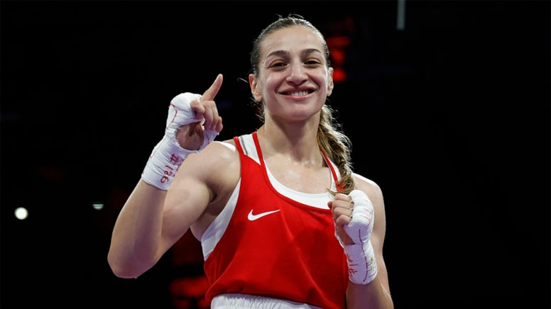 Buse Naz Çakıroğlu Türk sporunun gururu olmaya devam ediyor