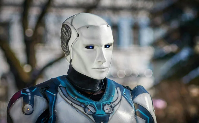 Yapay zeka, insansı robotların bilim kurgudan gerçeğe geçişini sağlayacak çığır açıcı gelişme olabilir
