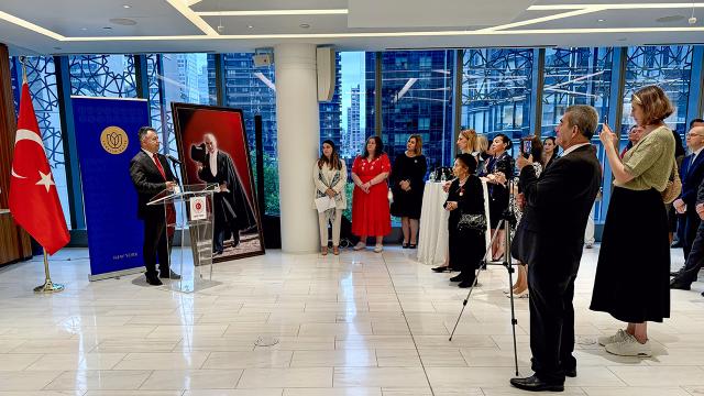 New York Türkevi’nde Zafer Bayramı kutlaması