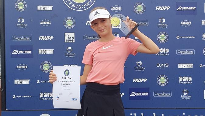 Ayşe Ada Müftüoğlu, Polonya’da şampiyon